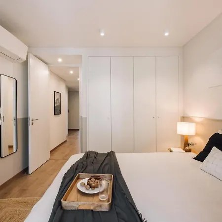 Olot - 2 Bedroom, Terrace And Parking In Alcantara