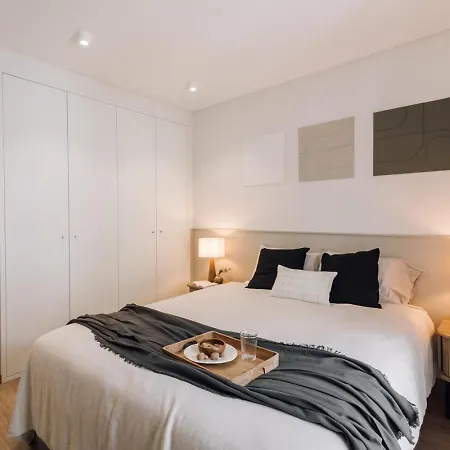 Olot - 2 Bedroom, Terrace And Parking In Alcantara * Lizbona
