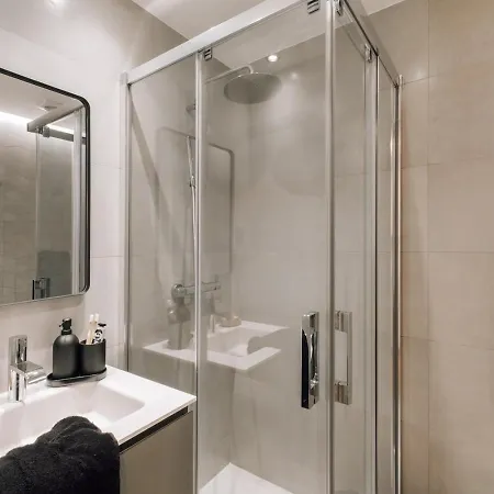 Olot - 2 Bedroom, Terrace And Parking In Alcantara * Lizbona