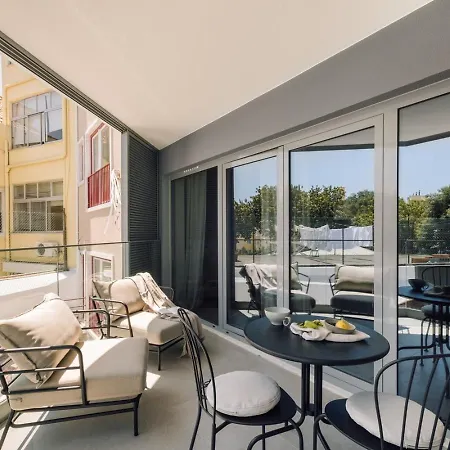Olot - 2 Bedroom, Terrace And Parking In Alcantara דירה *