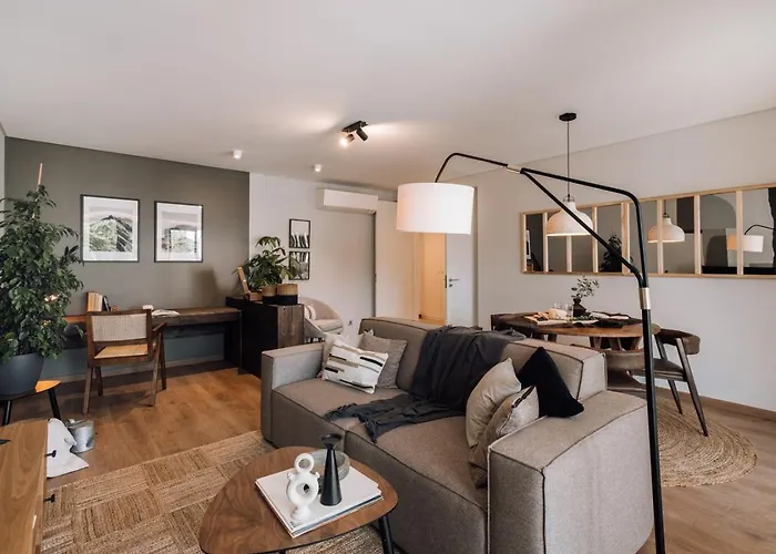 Olot - 2 Bedroom, Terrace And Parking In Alcantara Apartamento Lisboa